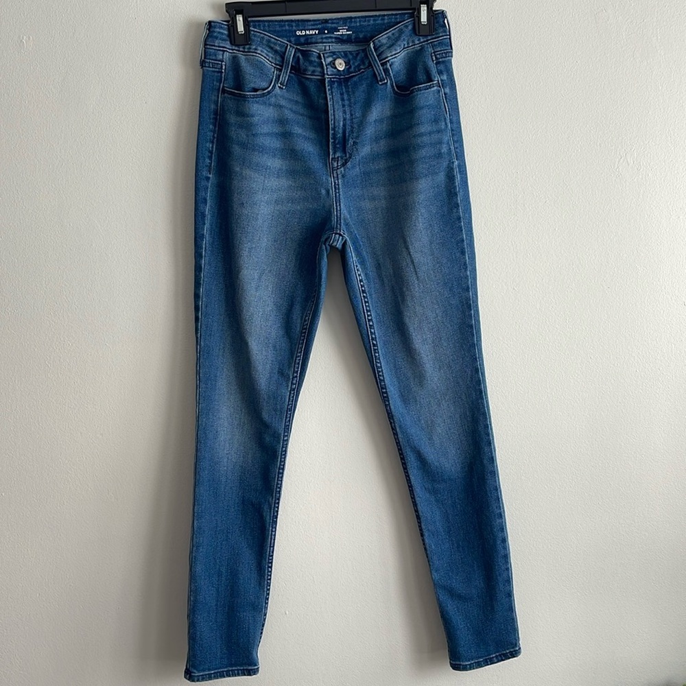 High-Waisted Wow Super-Skinny Jeans for Women
